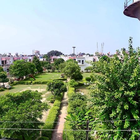 Tuk Tuk Homestay Agra  Kültér fotó
