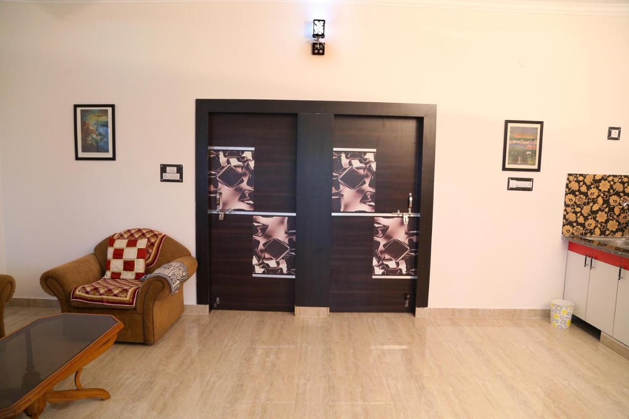 Tuk Tuk Homestay Agra  Kültér fotó